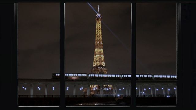 Relax/Focus In Paris To A View Of The Eiffel Tower [4K] - Fake Window For Projector/TV