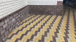 Облицовка цоколя декоративным камнем