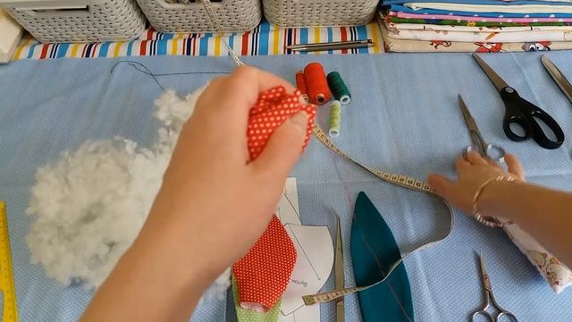 Раскрой и пошив тюльпанов из хлопковых тканей. Часть вторая смотреть онлайн