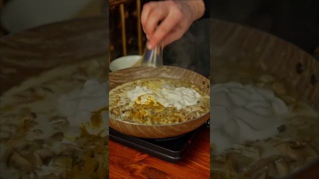 Гнёзда из макарон с фаршем и сыром в духовке