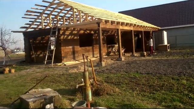 #2 Бюджетный гараж,сарай, курятник из шпал. (Крыша) смотреть онлайн