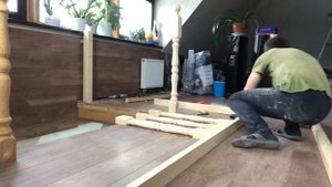 Ограждение проема под лестницу на втором этаже.