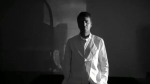 Мехмет Гюнсюр - встречает сюрпризы жизни с распростертыми объятиями