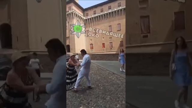 Хохол в Италии встретил Россиян и ....