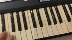 Синтезатор Yamaha PSR-E203