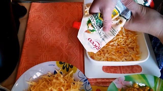 Домашний рецепт салата "Курочка Ряба"!