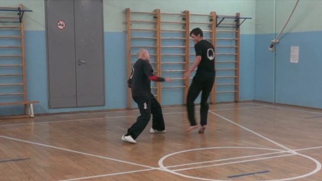 ПРИМЕНЕНИЕ ИЦЮАНЬ (УЧЕБНЫЕ ПОЕДИНКИ) Yiquan Sanshou #1 смотреть онлайн