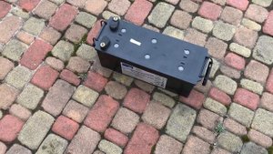 О Бозе!!! Внутри гелевого АКБ реально гель! (What is inside a gel battery?)