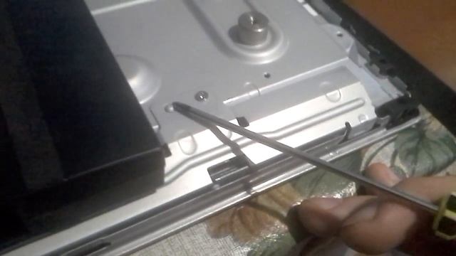 LG 42LB580V-ZB небольшой ньюанс разборки смотреть онлайн