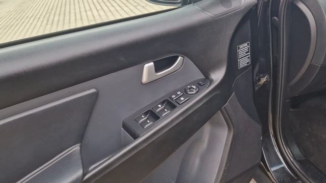 KIA Sportage 2.0 D. Neg. 2012 смотреть онлайн