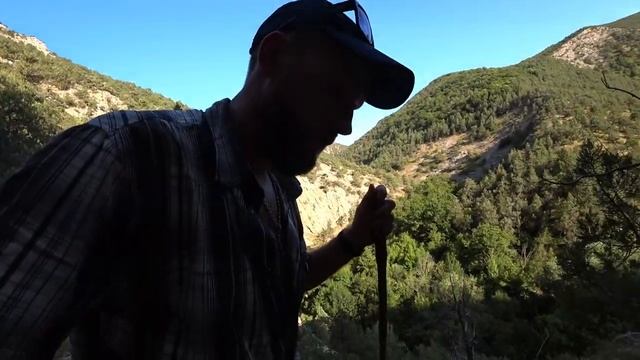 Поход по Чернореченскому каньону с собакой, пещера Томенко. Крым 2023 смотреть онлайн