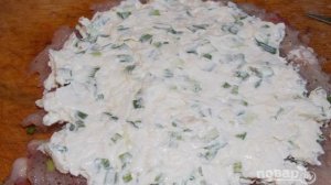 Куриный рулет с сыром в духовке