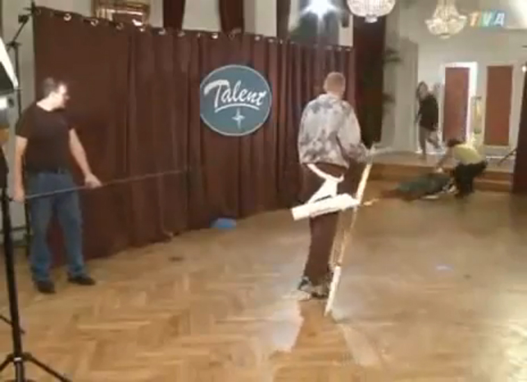 Минута славы! Хохлы чудят..._) смотреть онлайн