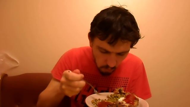 ОБЖОР | ЖАРЕНАЯ КУРИЦА С ЗЕЛЕНЫМ ГОРОШКОМ смотреть онлайн