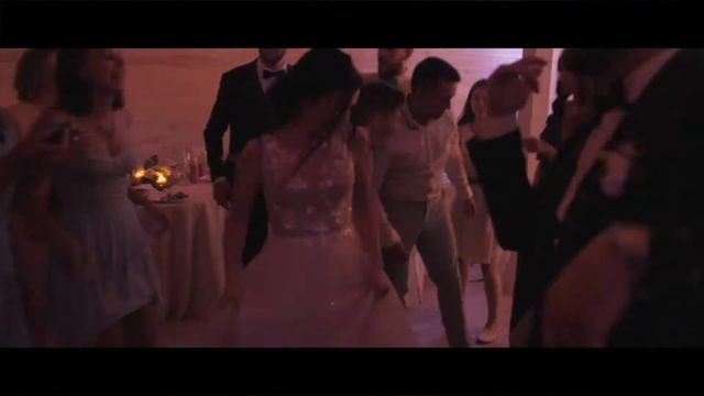 Свадьба в 2021 году. Первый танец смотреть онлайн