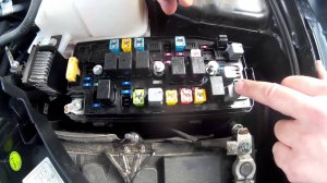 Как быстро устранить проблему  не горят фары за 5 сек  (реле артикул 93746301)