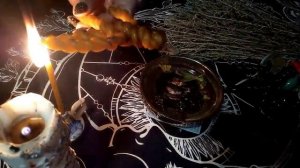 ?Узнай, кто тебе вредит, кто зла желает и порчи совершает!?_Две женщины и одна мужчина_ ?.mp4