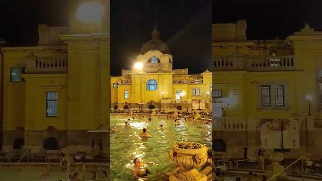 Széchenyi Thermal Bath| Budapest Thermal baths|Most Famous Thermal Bath #shorts #széchenyi #budapes