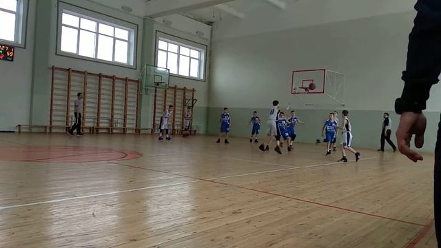 СДЮСШОР 5 2006-1 vs ДЮСШ 7 Харьков 09.02.2019 4 четверть (89-64) смотреть онлайн