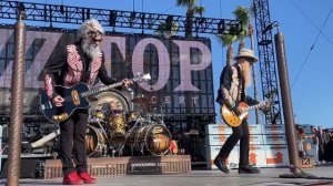 ZZ Top “Sharp Dressed Man” Beachlife 05.05.2024 🎸 🏝️