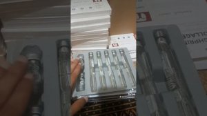 Набор из 20 коллагеновых нитей для подтяжки лица с сыворотками