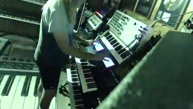 MYSTIC FREQUENCIES - ENSONIQ FIZMO & IRIJULE THEORYBOARD TEST 01 смотреть онлайн