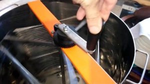 Медогонка Грановского, что с ней не так