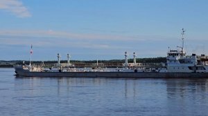 Танкер Ленанефть-2023 река Обь. гора Шайтанская.