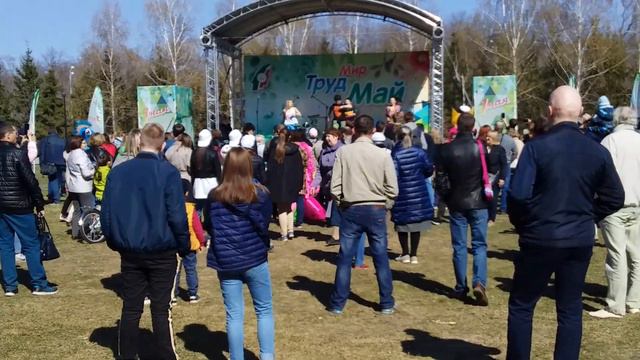 Праздник 1 мая в Казани😉😁 смотреть онлайн