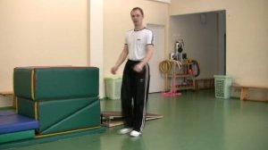 Опорный прыжок через гимнастического козла - обучение