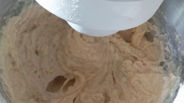 Кухонная машина Кухонная машина Bosch MUM4875EU. Заместитель густого теста. Тестирование. смотреть онлайн