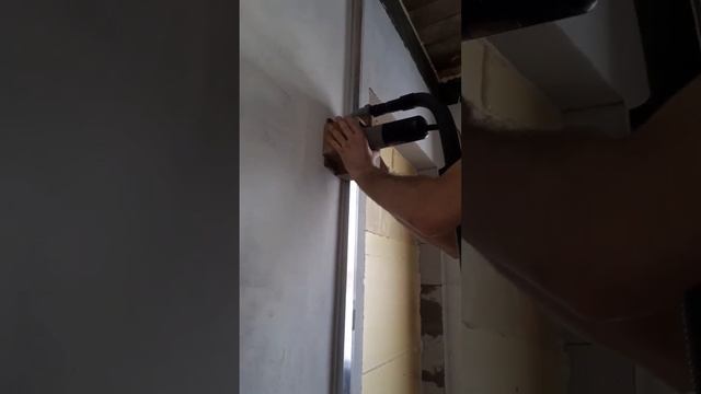 Самодельный штроборез из болгарки и куска фанеры смотреть онлайн