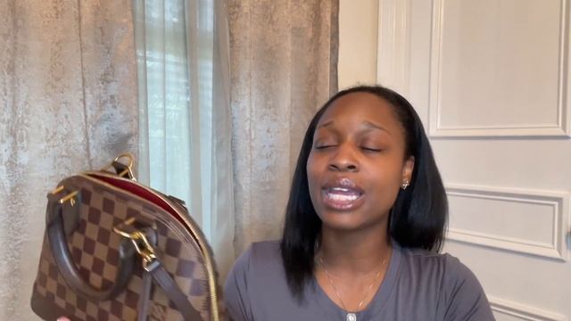 WHAT’S IN MY BAG & REVIEW: LOUIS VUITTON ALMA BB смотреть онлайн