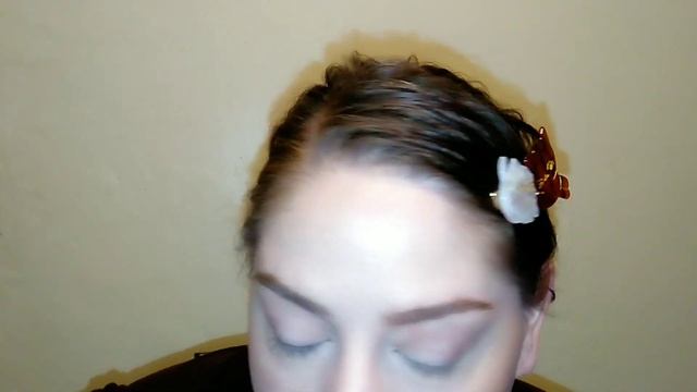 NYX The Brow Glue смотреть онлайн