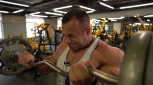 Александр Мартынкин. Тренировка плеч и рук. 2 дня до чемпионата Питера