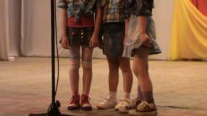 Хлопайте в ладоши мы будем петь для вас.MPG