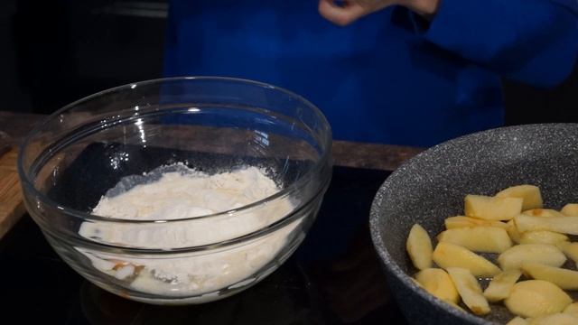 Яблочный пирог на сковороде | Завтрак с семейкой ЧУ смотреть онлайн