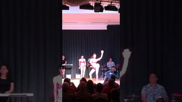 CUBA DANS SHOW смотреть онлайн