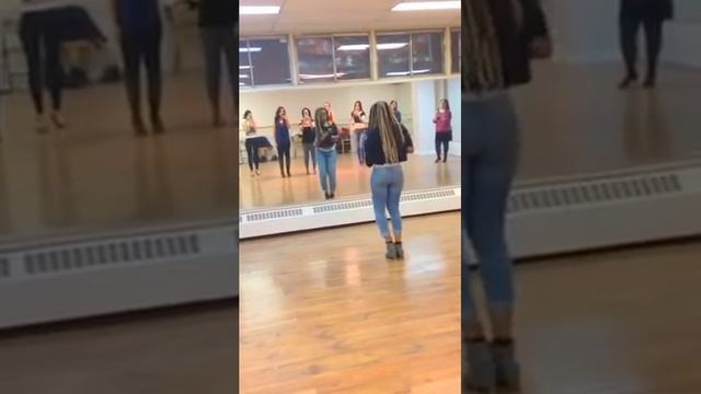 Kizomba Lady Styling With Marlene SK смотреть онлайн