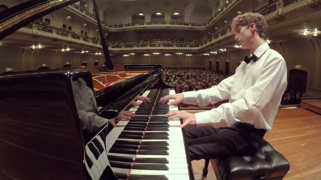 International Steinway Festival 2018 - The Concert смотреть онлайн