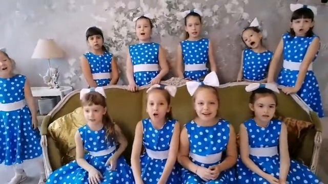 Вокальный ансамбль МАЛИНКИ Песня "Мой любимый папа!"