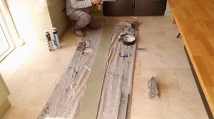 סגירת הרווח מעל ארונות המטבח בקיר גבס- בלי כלים חשמליים!