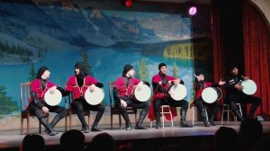 Танцы Кавказа / выступление на барабанах / ансамбль Казбек