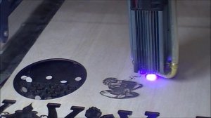 Гравировка и резка заготовки из фанеры 3мм