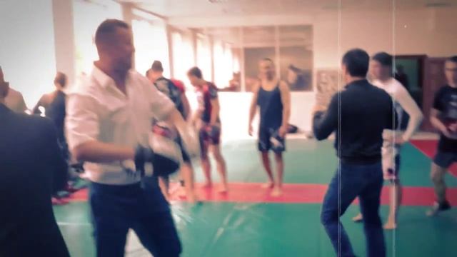 Благодаря боксу и тренеру я познакомился с хорошими людьми, Чемпион мира по боксу Гоголев Андрей! смотреть онлайн