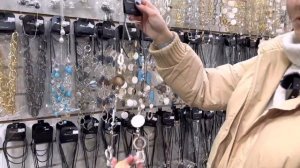 ДВУХЭТАЖНЫЙ ДОМ БИЖУТЕРИИ НА САДОВОДЕ