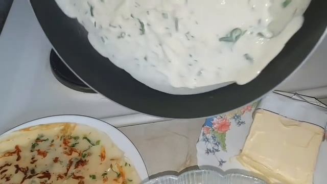 Блинчики с сыром и зеленью. Цыганка готовит. Блины сырные на масленицу. Gipsy cuisine. смотреть онлайн