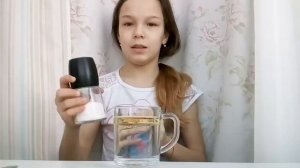 Химический опыт с маслом, водой и солью