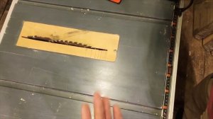 Распиловочный станок Black-Decker BES720 Обзор