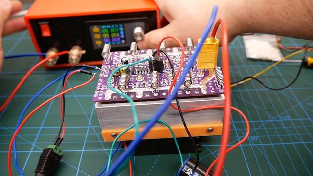 Электронная нагрузка 400 ватт. Тест производительности радиатора.